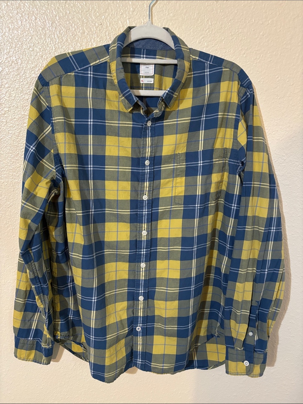 GAP Men's Yellow & Blue Plaid Button-Down Shirt Size XL